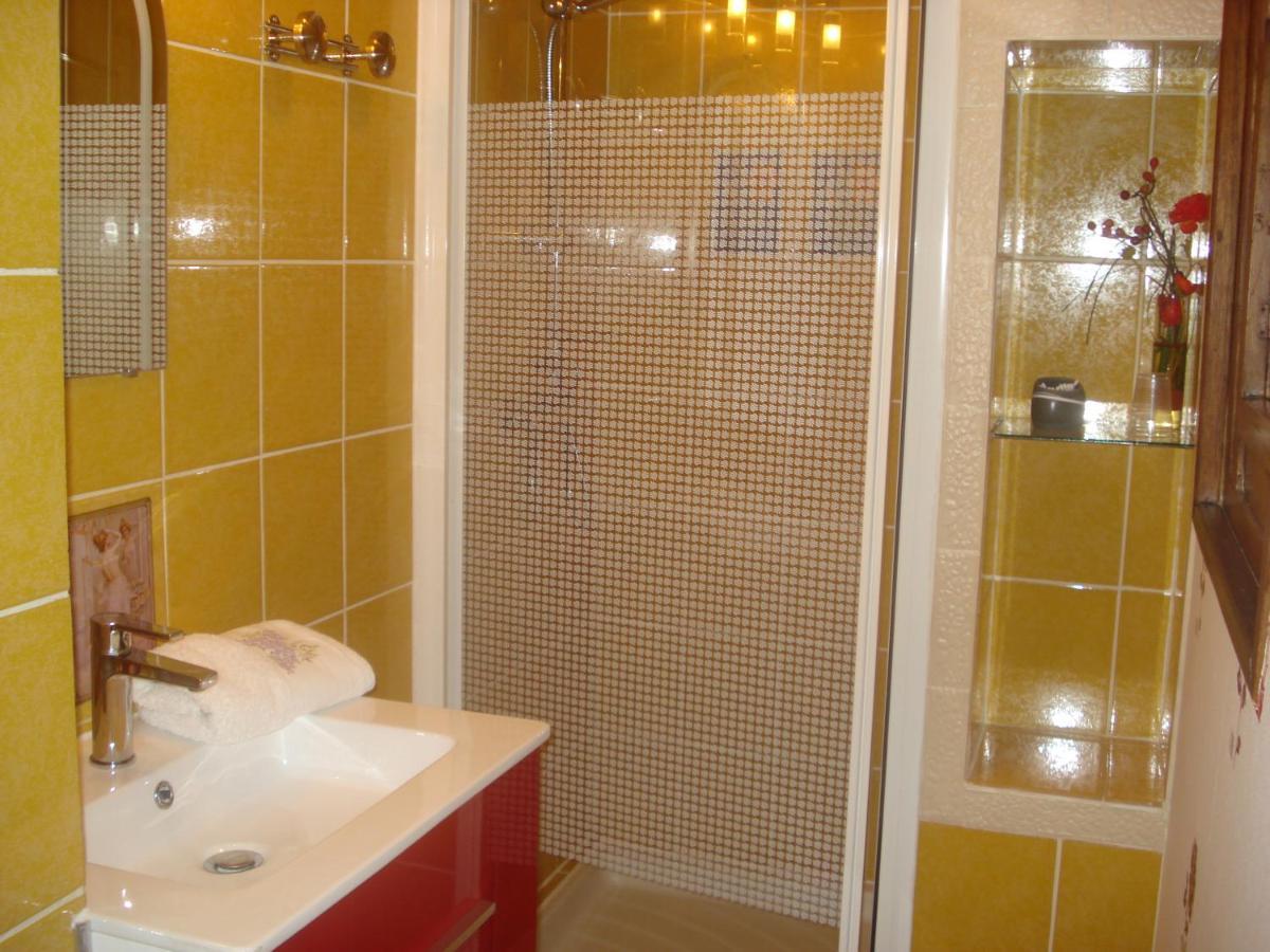 locastillon Exterior foto
